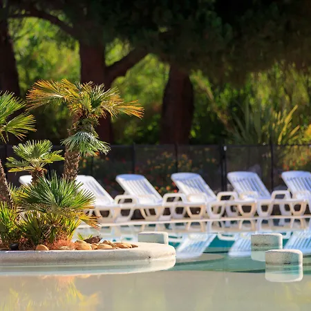 منتجع Club Le Capet